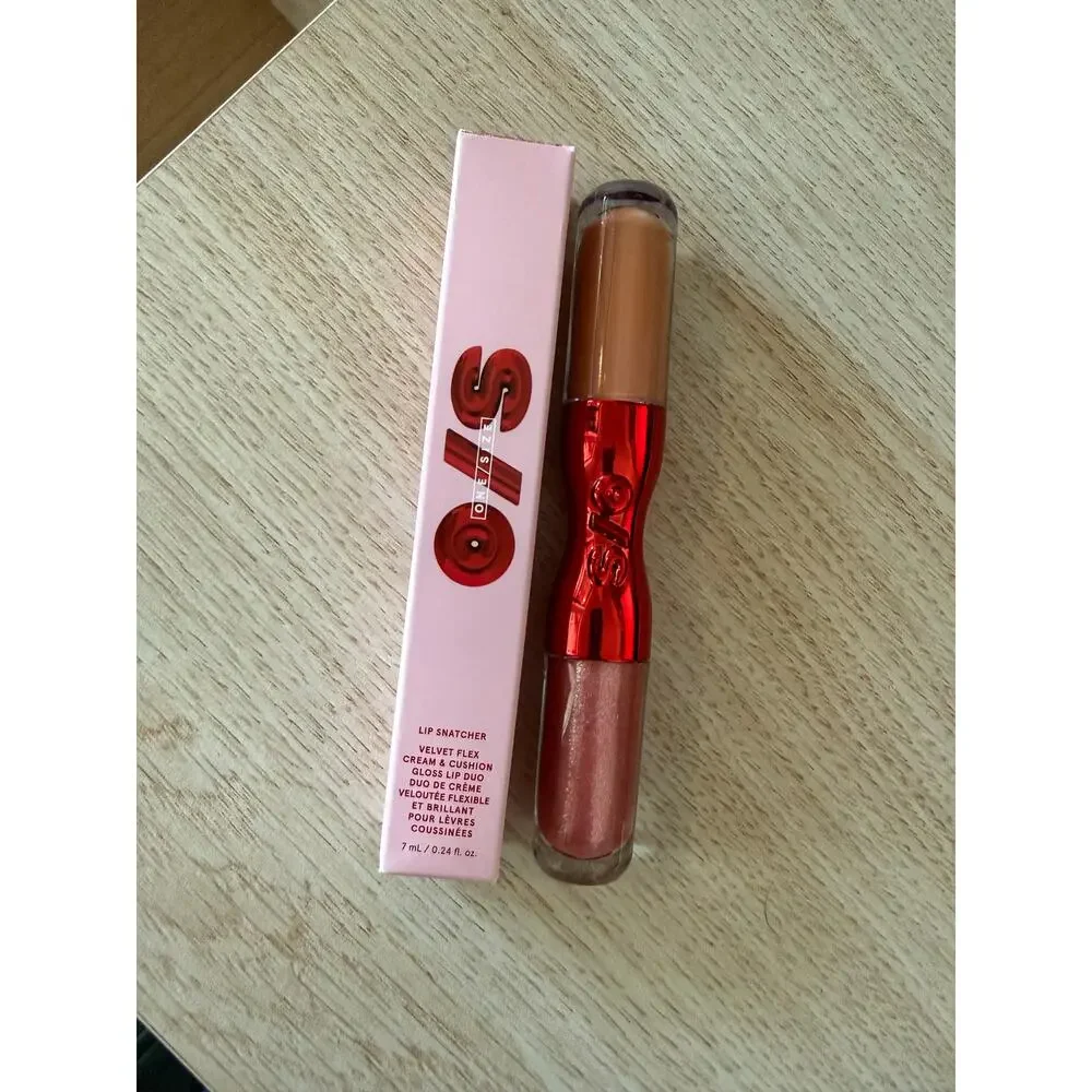 $28 New One/Size Lip Snatcher Lipstick  & Gloss Duo - Trade Finder